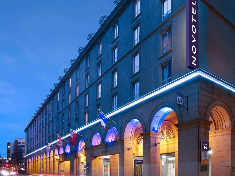 Novotel Toronto Centre Main image